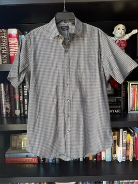 Van Heusen Men’s Short Sleeve Button-Down Shirt in Black and Gray Check